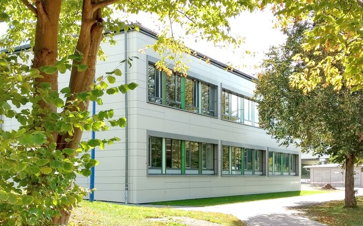 Der Klassentrakt nach der Sanierung